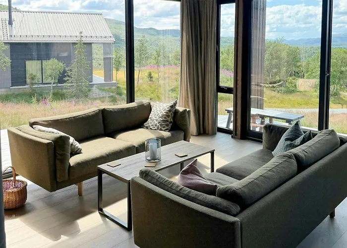 Charming By * Tjorhom